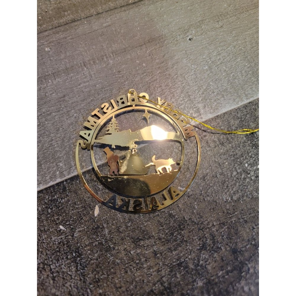 Gold Merry Christmas Alaska Santa sleigh‎ reindeer ornament Xmas
